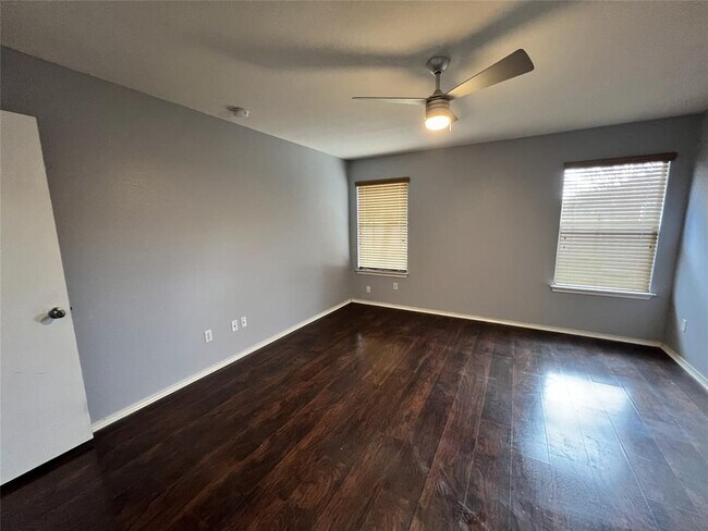 Building Photo - 13501 Marie Ln