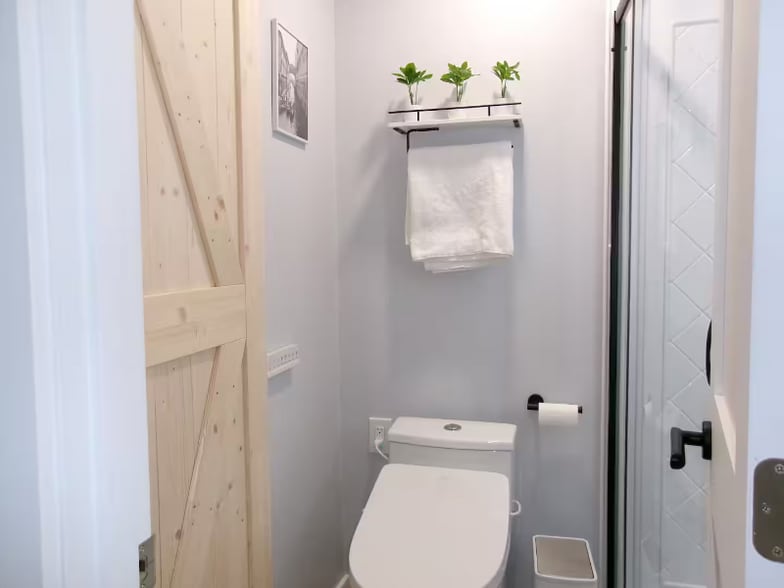 Building Photo - 17904 1st Ave NE