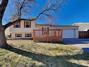 Building Photo - 8903 Cottonwood Way