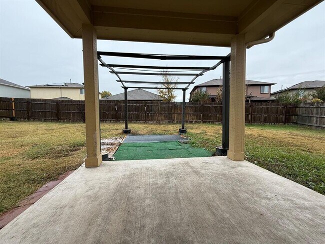 Building Photo - 18017 Busby Dr