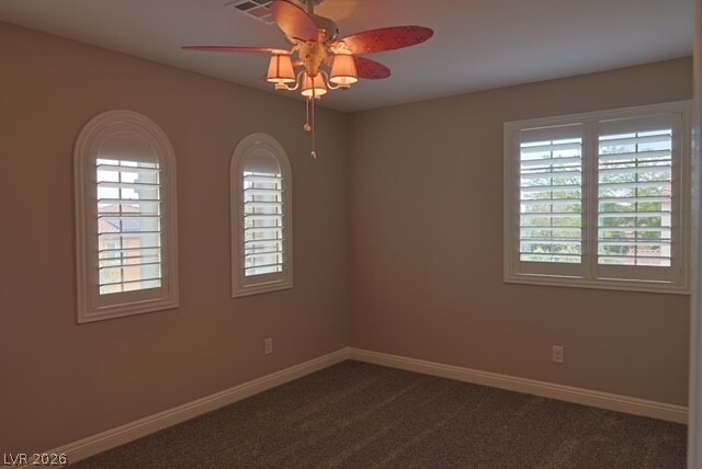 Building Photo - 531 Signal Peak St