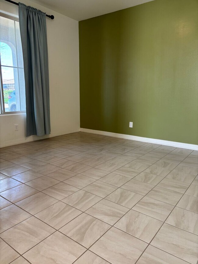 Building Photo - Single Level Queen Creek Home