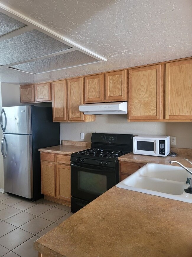 Building Photo - 88 Parque De Oeste Dr