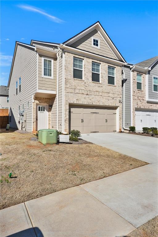 Building Photo - 2240 Mulsanne Dr