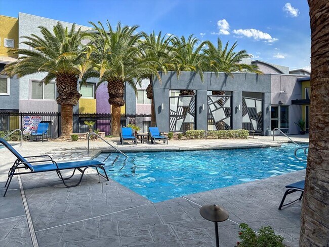 Building Photo - 9050 W Tropicana Ave