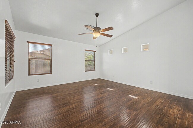 Building Photo - 25537 W Forest Grove Ave