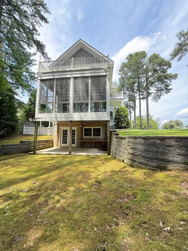 Building Photo - 142 Riverview Plantation Dr