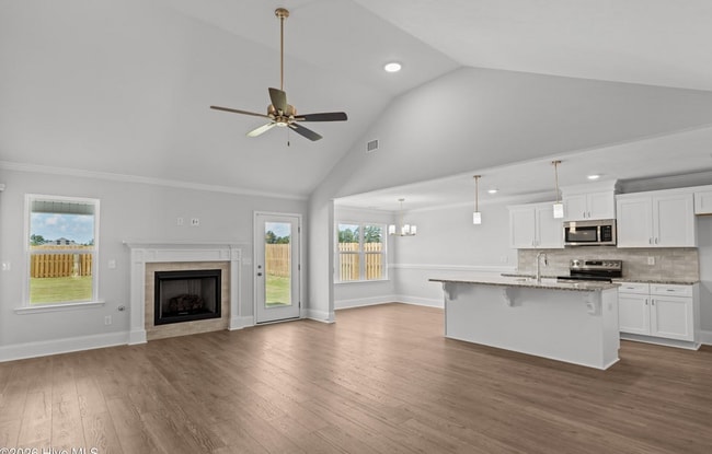 Building Photo - 7417 Paisley Cir