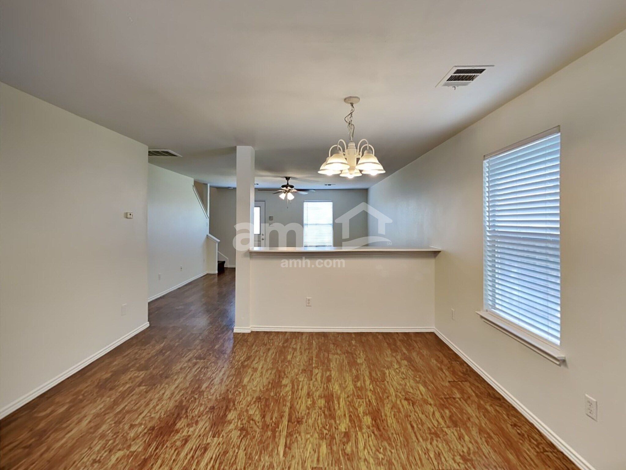 Building Photo - 2848 Deerfern Ln