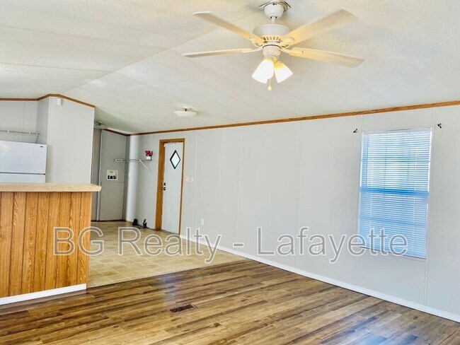Building Photo - 280 Par Rd 1-393