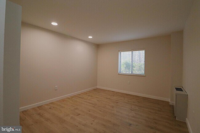 Building Photo - 7505 Democracy Blvd