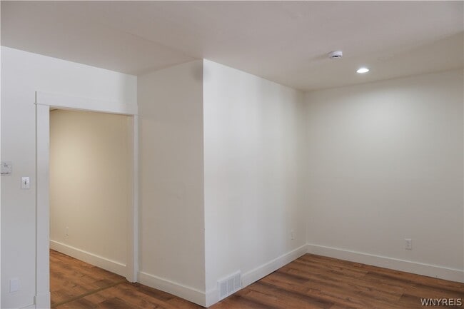 Building Photo - 51 Days Park