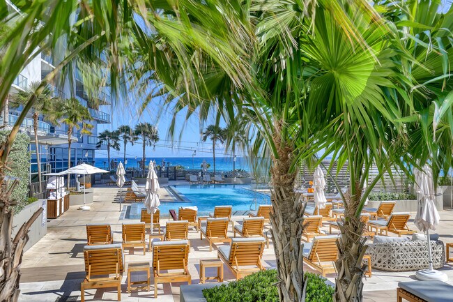 Building Photo - 3100 N Ocean Dr