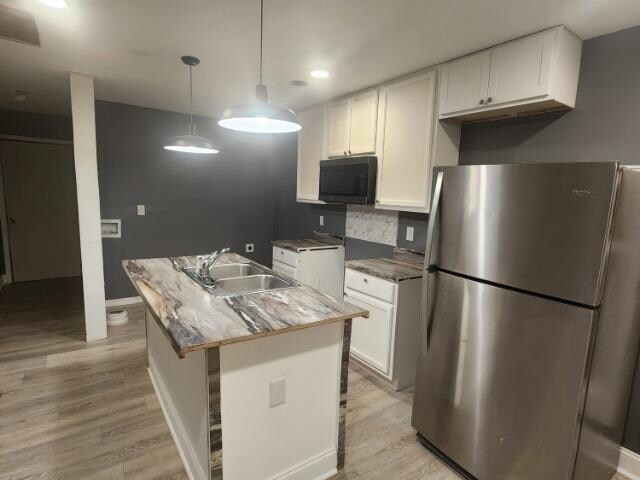 Building Photo - 3032 McAdoo Ave