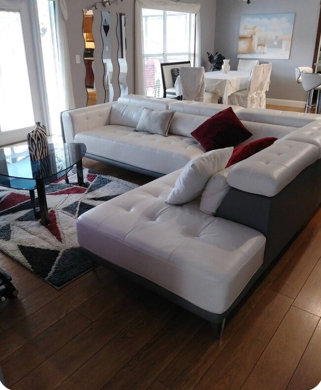 Building Photo - 2827 Bolton Bnd