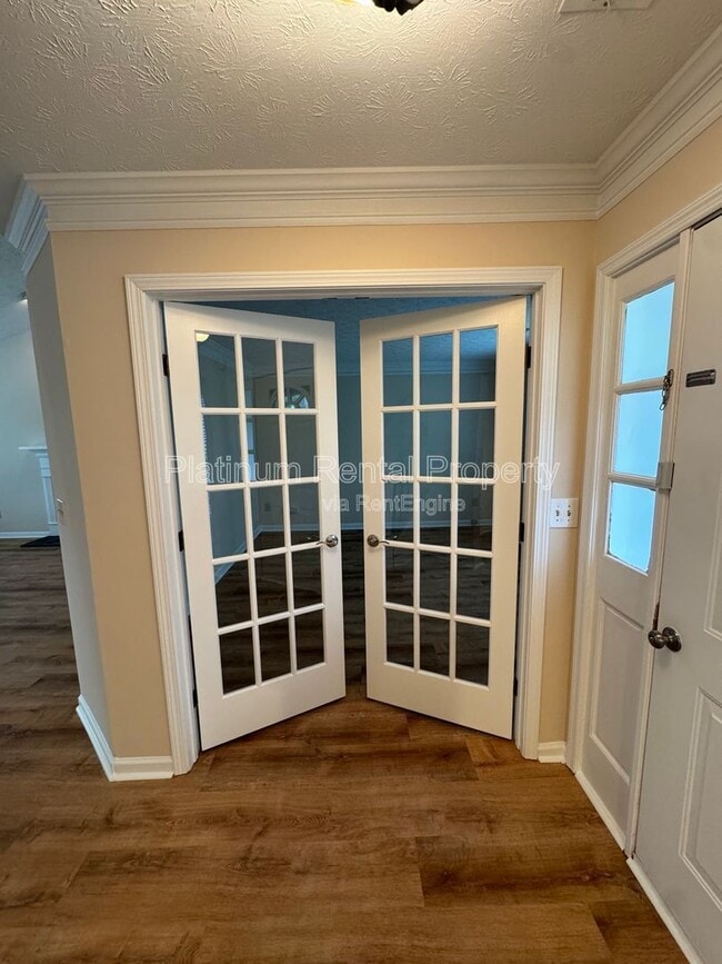 Building Photo - 1444 Glenfield Dr