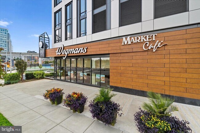 Building Photo - 1591 Spring Gate Dr.