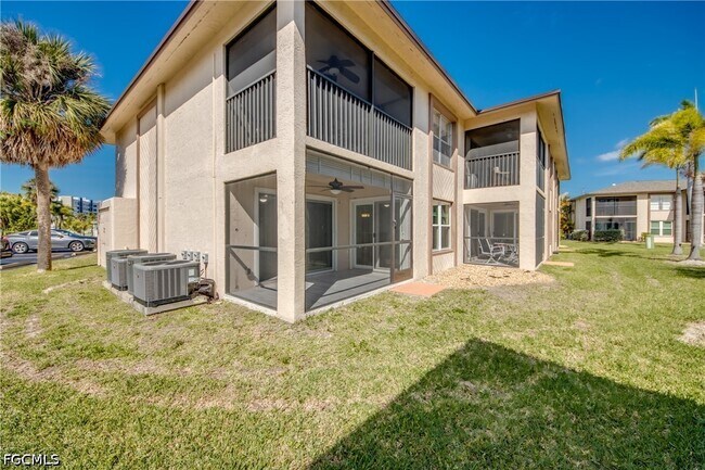 Building Photo - 16881 Davis Rd