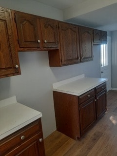 Building Photo - 2133 Hyde Park Rd