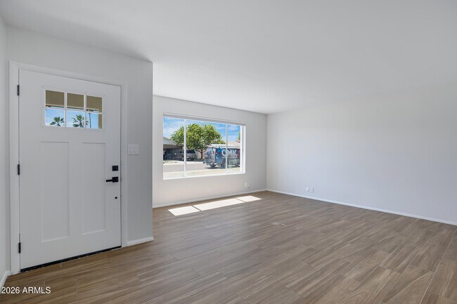 Building Photo - 8426 E Monterey Way