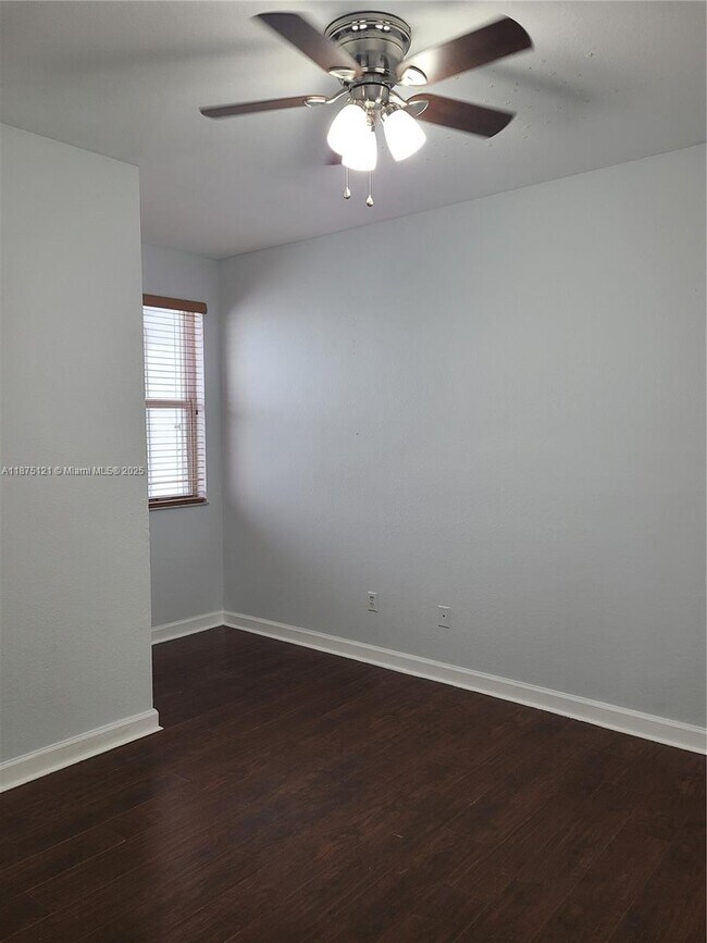 Building Photo - 4252 SW 156th Ave