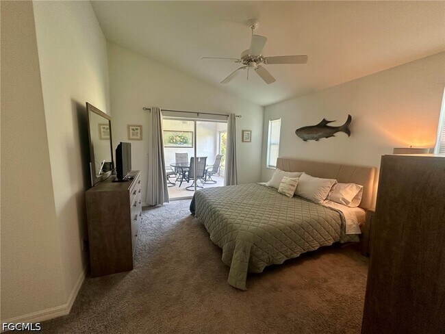 Building Photo - 16801 Sanibel Sunset Ct