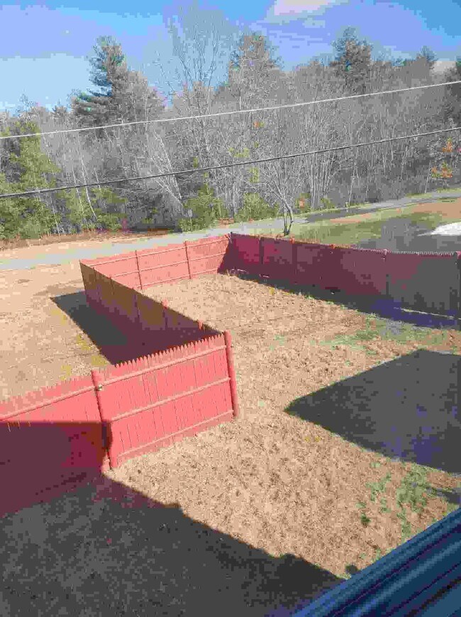 Building Photo - 182 Plaistow Rd