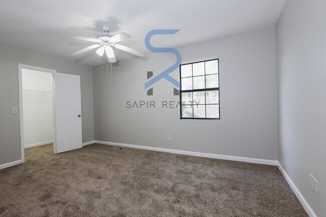 Building Photo - Move in before November 15th and get $100 ...