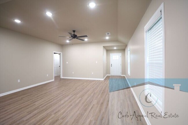 Building Photo - Move in special $1100!! Beautiful new construction 3 bed / 2 bath home in Jonesboro - Brookland s...