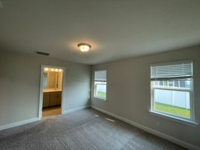 Building Photo - 4506 Skywood Ln