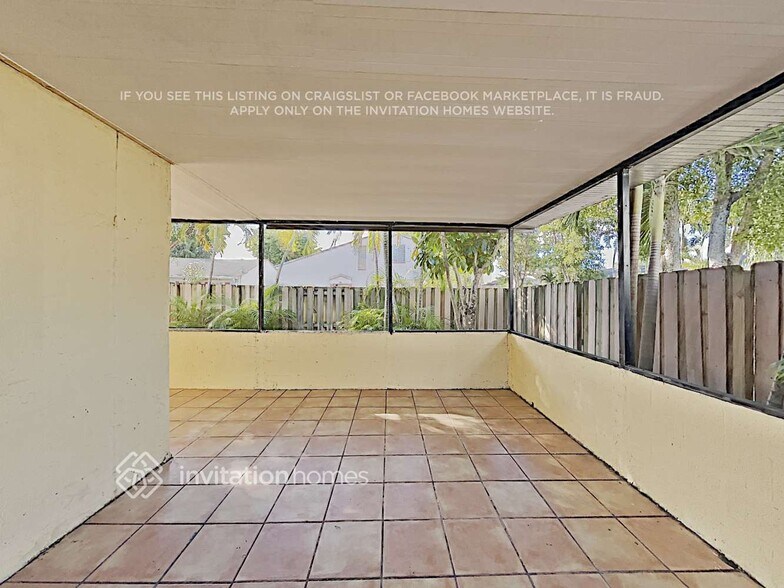 Building Photo - 8216 NW 192nd Terrace