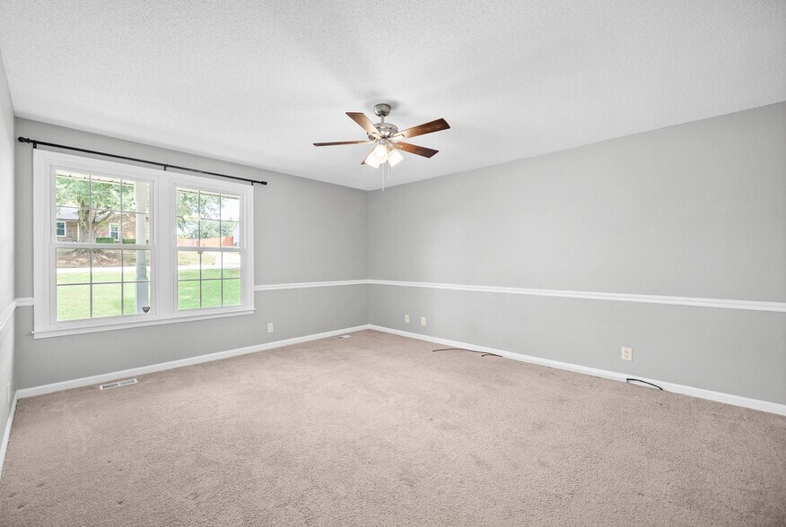 Building Photo - 718 Jace Dr