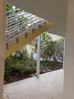 Building Photo - 145 10th Ave N