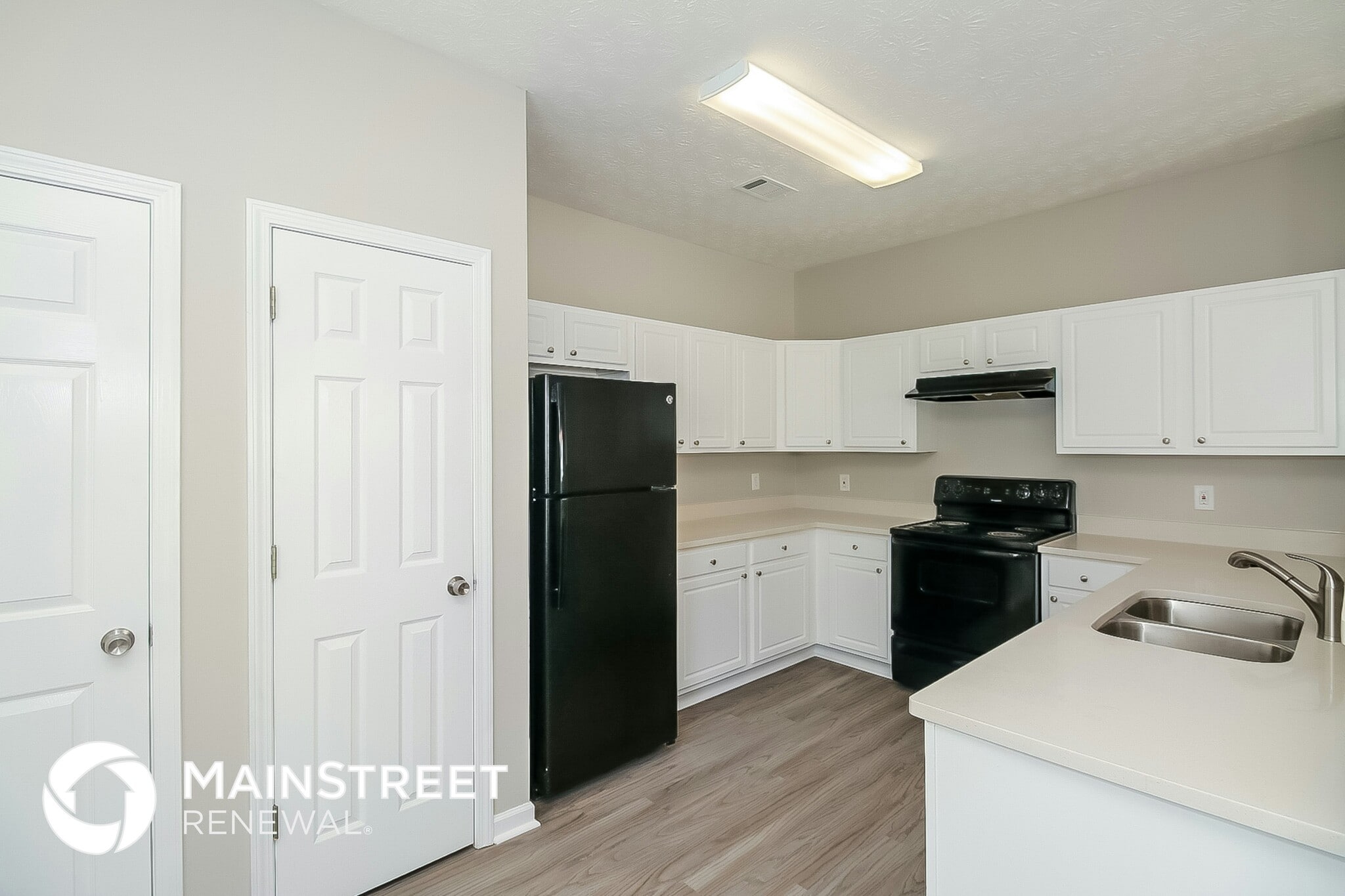 Building Photo - 4062 Robin Cir