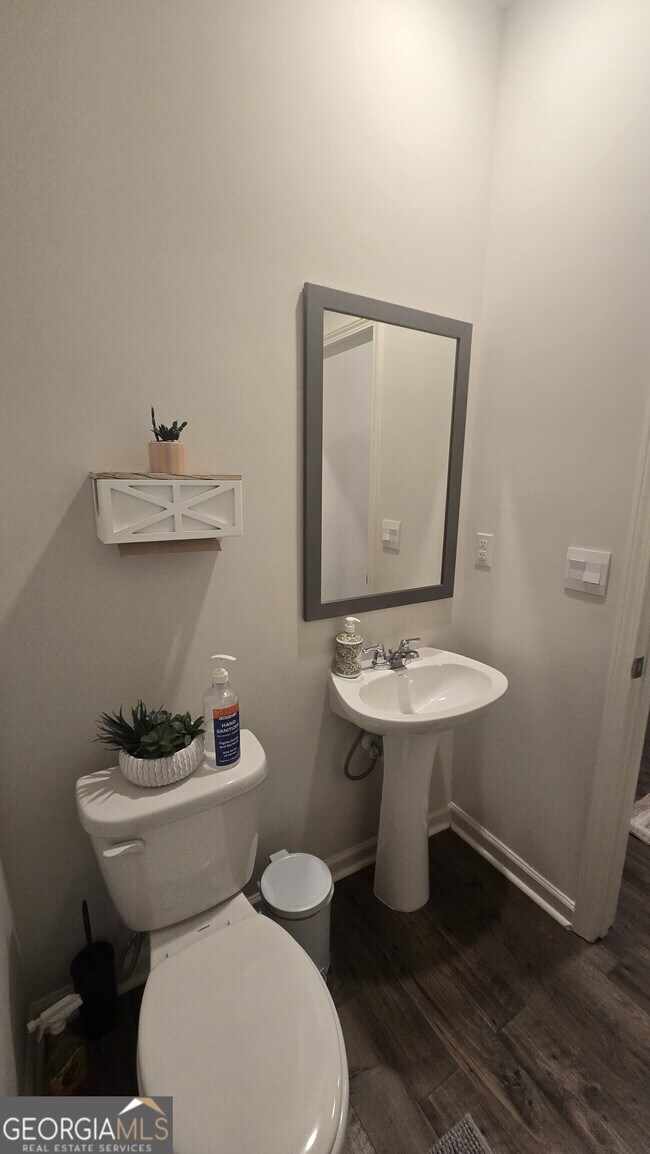 Building Photo - 364 Stoneybrook Dr