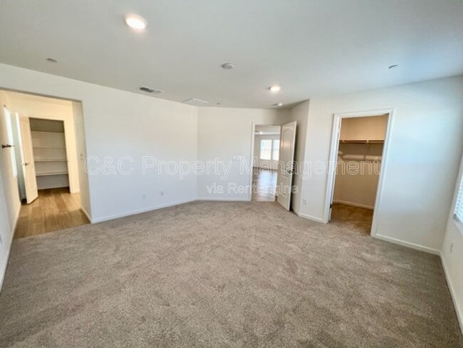 Building Photo - 6880 E Dwight Way