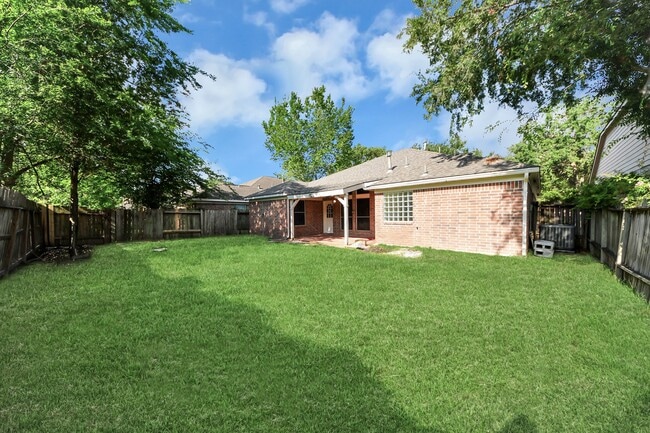 Building Photo - 5618 Painted Trail Dr