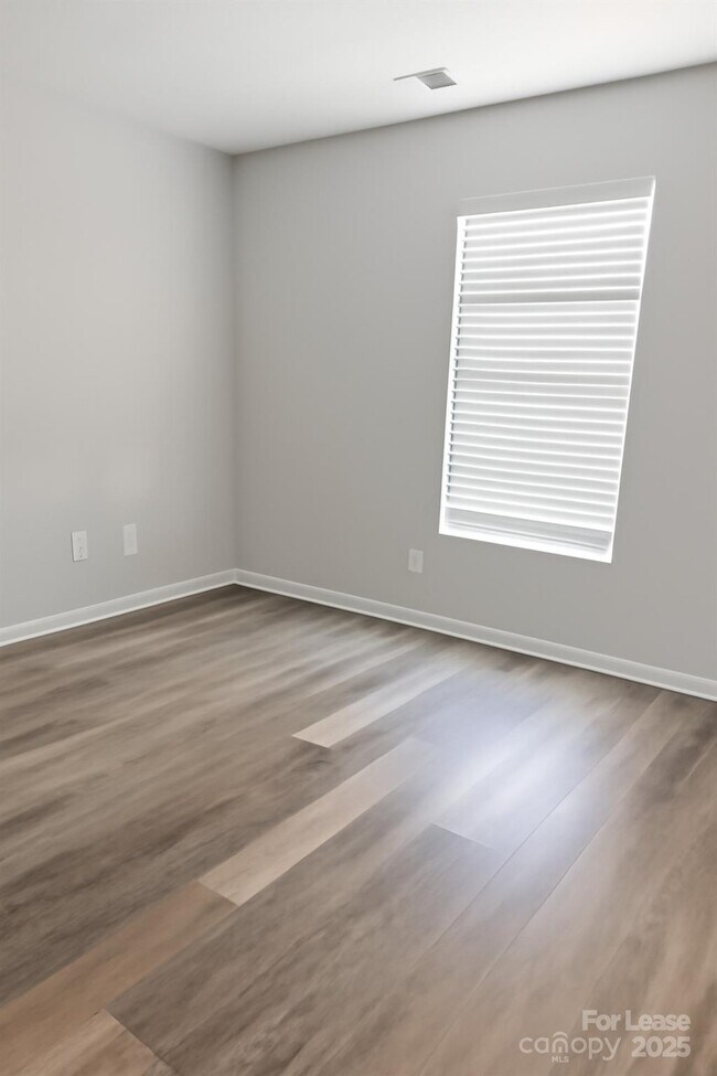 Building Photo - 5235 Swearngan Rd