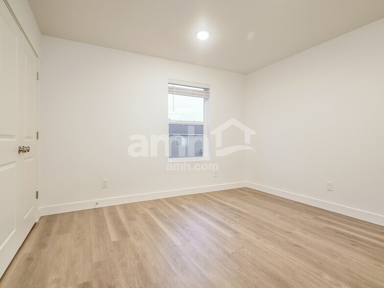 Building Photo - 7809 Verona Loop