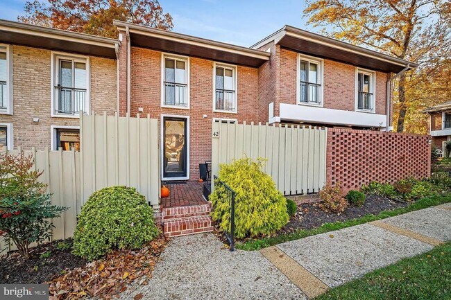 Building Photo - 42 Bouton Green Ct