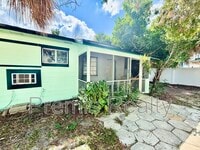 Building Photo - 7960 Boca Ciega Dr