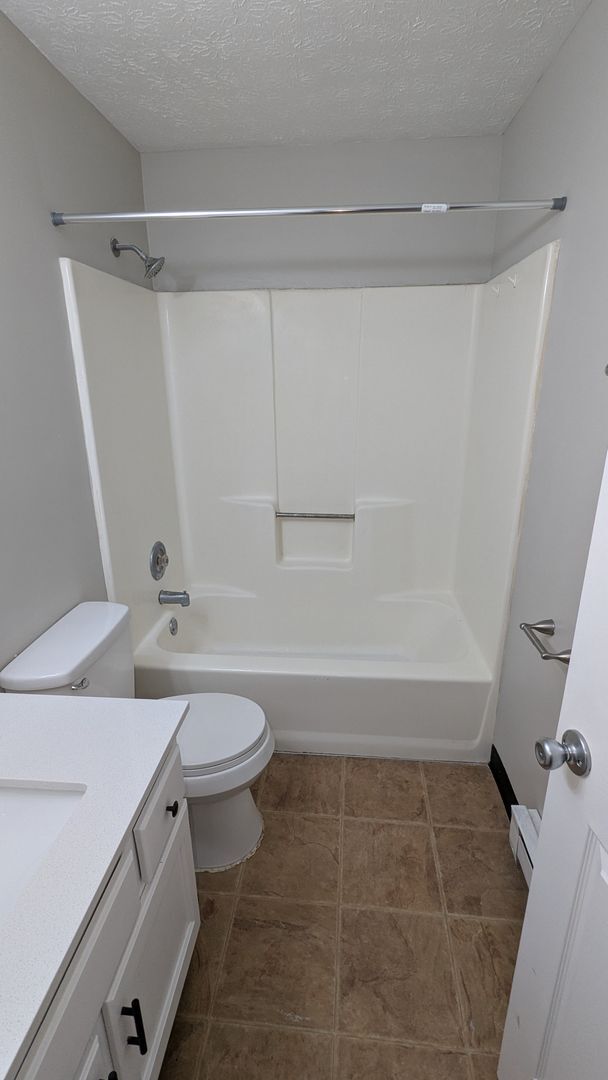 Building Photo - MN Cedar Village (857)