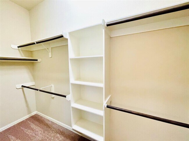 Building Photo - 17906 Sulgrave Dr