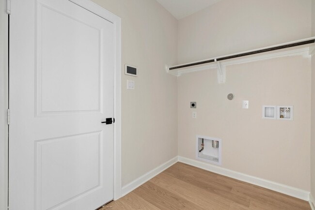 Building Photo - 3026 Banyan Dr