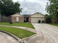 Building Photo - 1154 W Brompton Dr