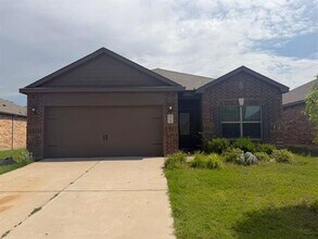 Building Photo - 310 Foster Ln