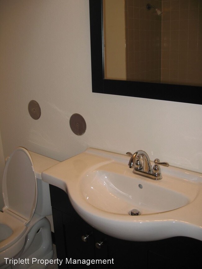 Building Photo - 133 Beedle Dr