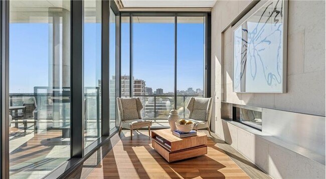 Building Photo - 3410 Yoakum Blvd