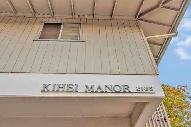 Building Photo - Kihei Manor #202 – Furnished 1BR Condo Steps from The Cove!