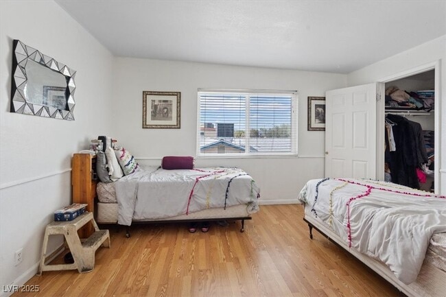 Building Photo - 4602 Inland Ct